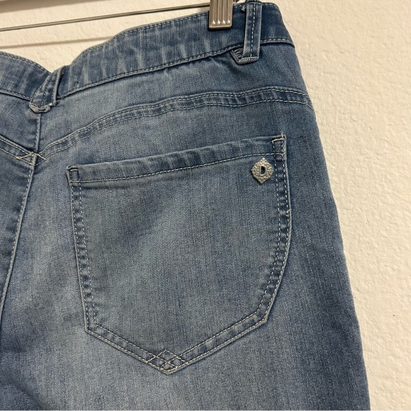 Democracy Ab Solution Shorts Women’s 4 Jean Bermuda Stretch Denim Preppy Classic - Picture 8 of 13